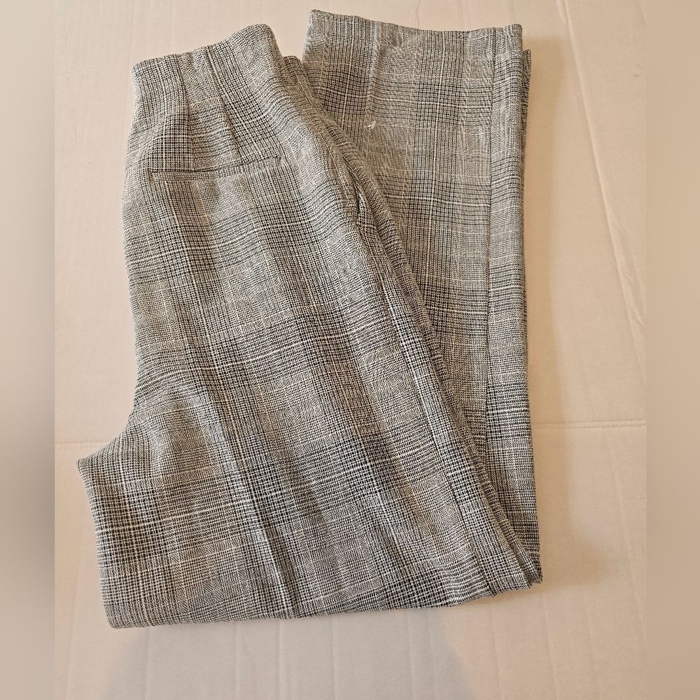 H&M Pleated Checkered Trouser Pants Size  4